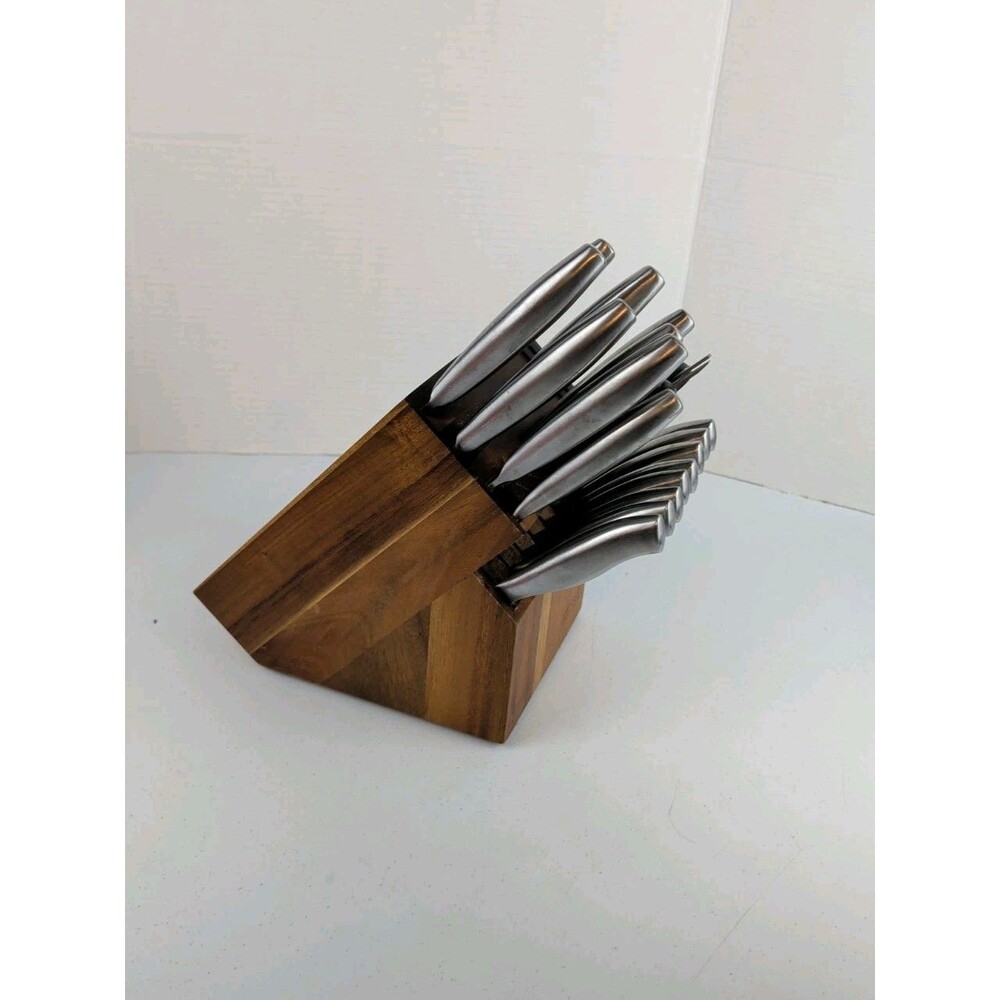 Chicago Cutlery Insignia Stainless Steel Cafe 18-Piece Knife Block Set